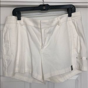 A.N.A white twill shorts  3.5” inseam